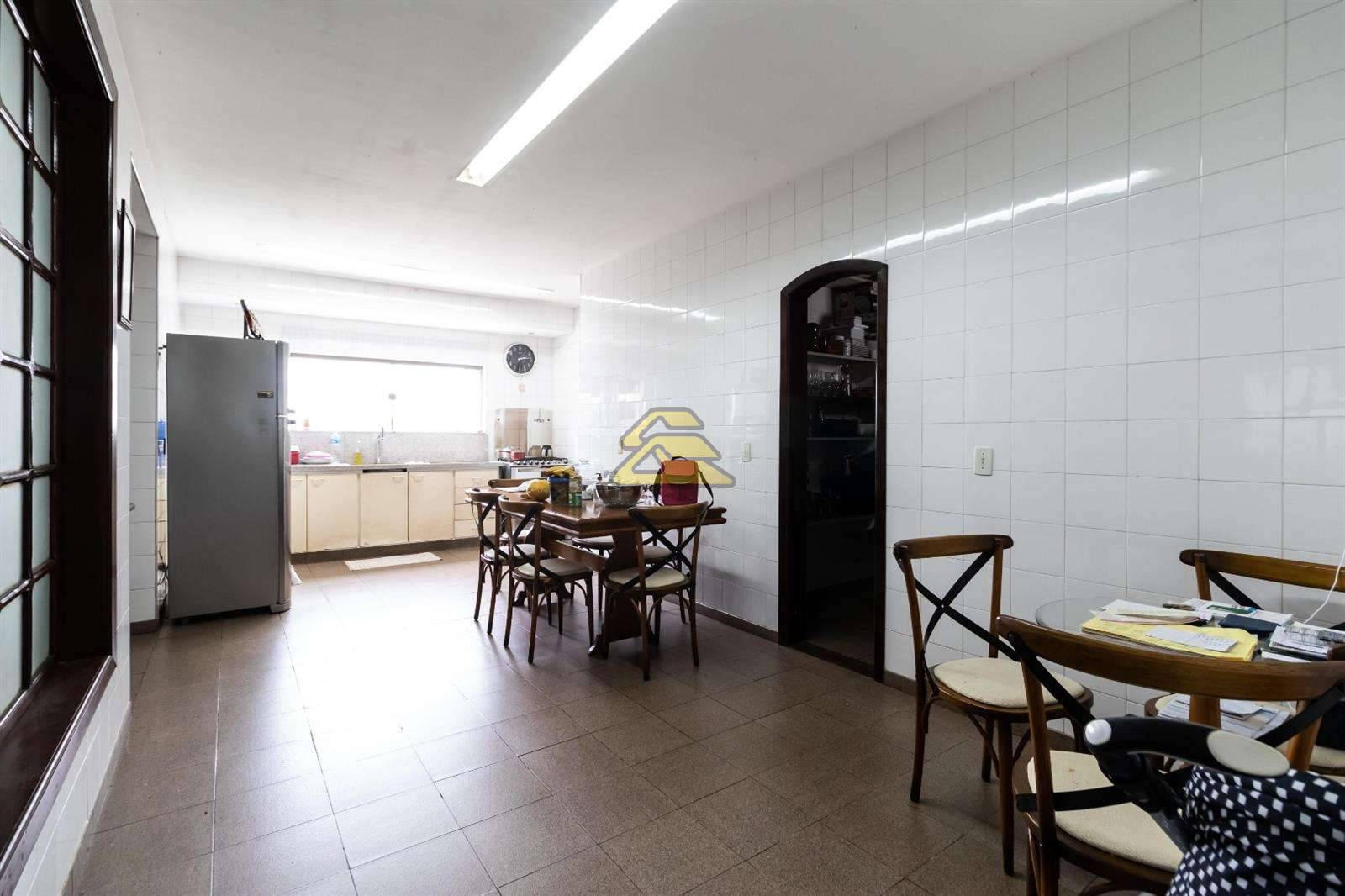 Casa à venda com 5 quartos, 757m² - Foto 26