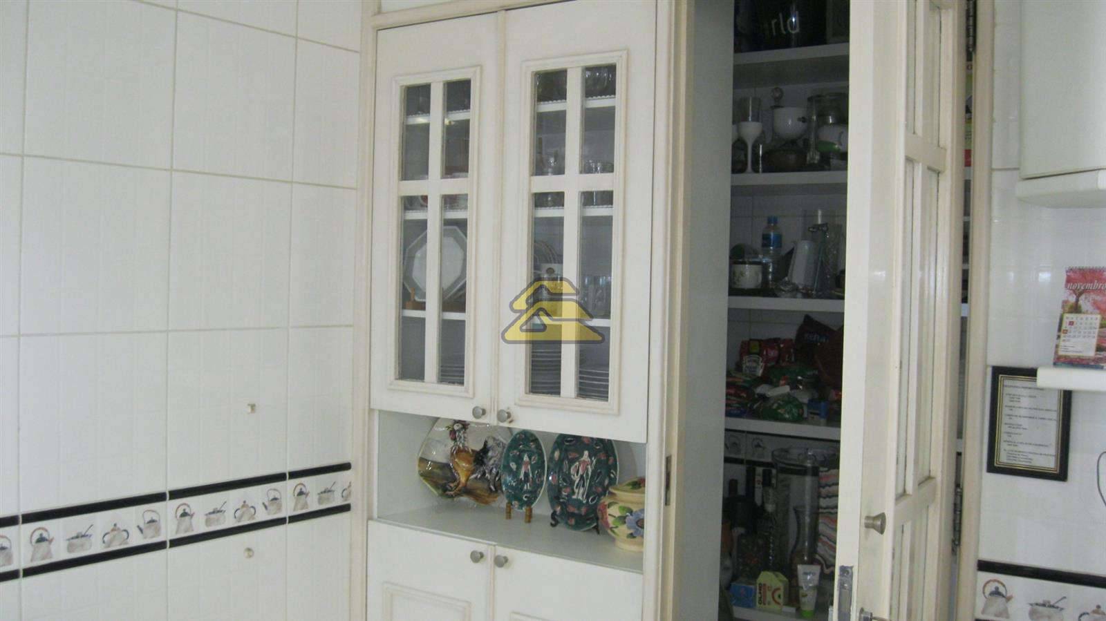 Apartamento à venda com 4 quartos, 319m² - Foto 11