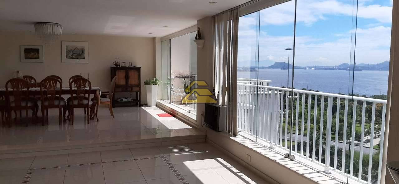 Apartamento à venda com 4 quartos, 319m² - Foto 1