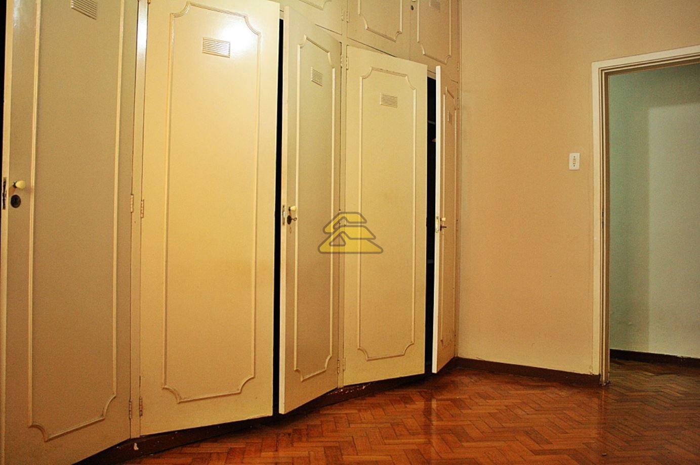 Apartamento à venda com 4 quartos, 200m² - Foto 11