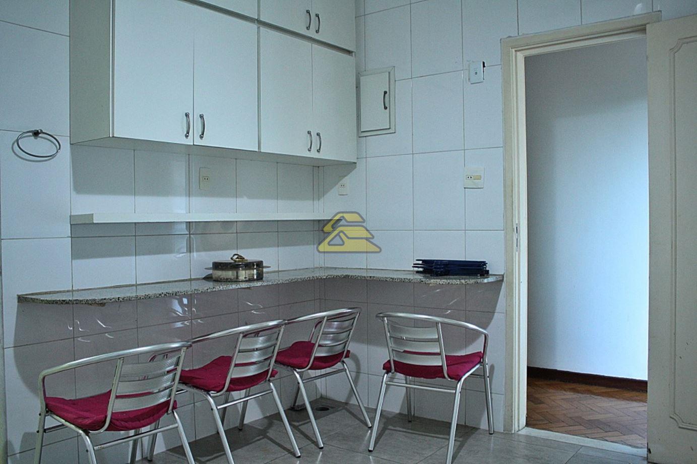 Apartamento à venda com 4 quartos, 200m² - Foto 23