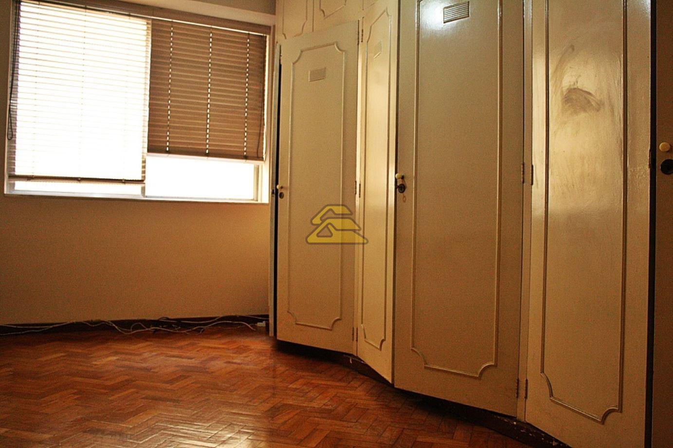 Apartamento à venda com 4 quartos, 200m² - Foto 14