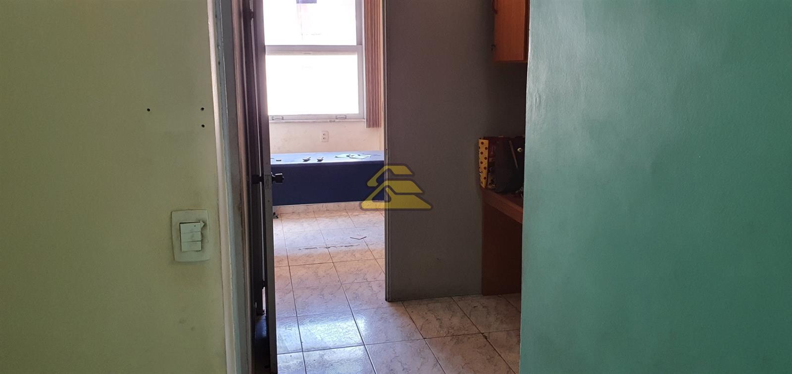 Apartamento à venda com 1 quarto, 38m² - Foto 17