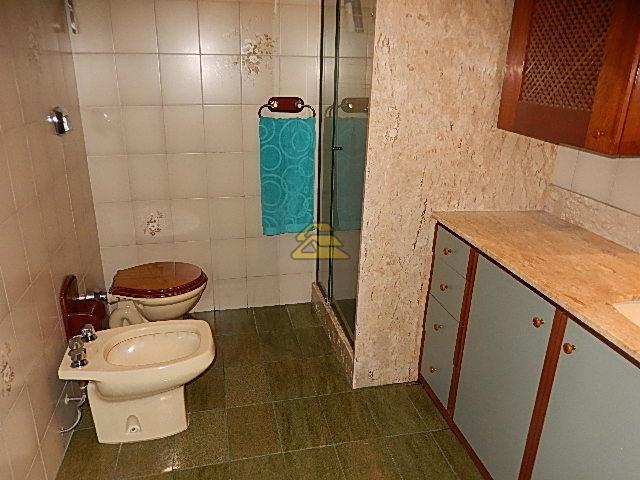 Apartamento à venda com 4 quartos, 215m² - Foto 21