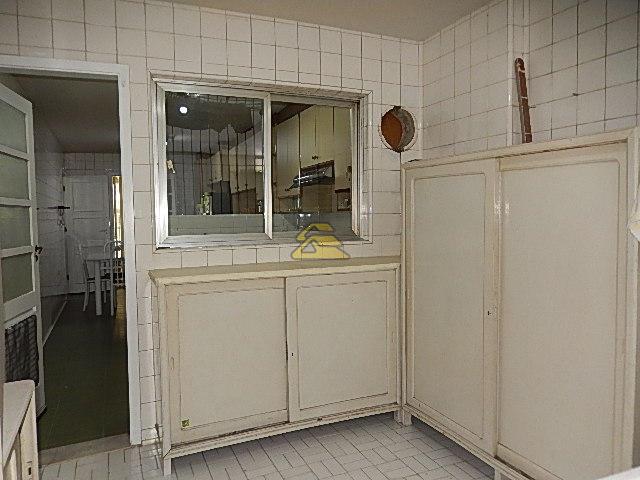 Apartamento à venda com 4 quartos, 215m² - Foto 27