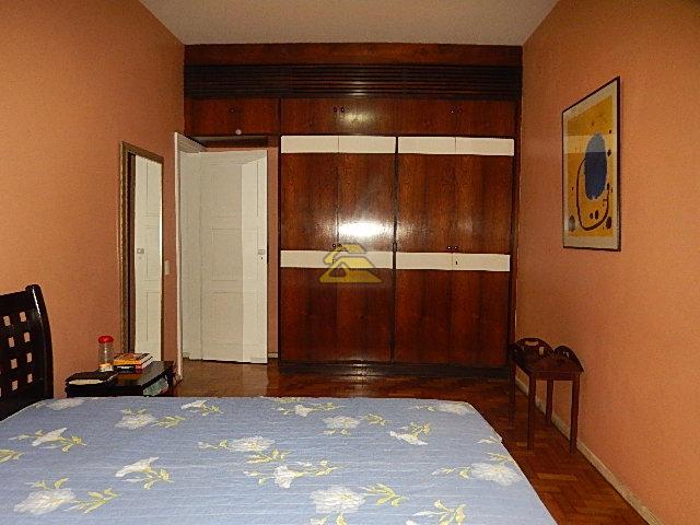 Apartamento à venda com 4 quartos, 215m² - Foto 15