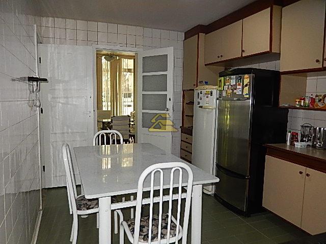 Apartamento à venda com 4 quartos, 215m² - Foto 24