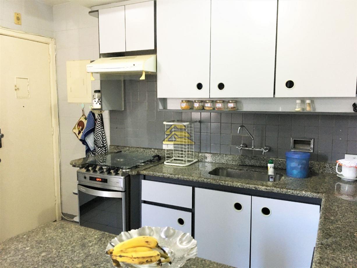 Apartamento à venda com 2 quartos, 93m² - Foto 12