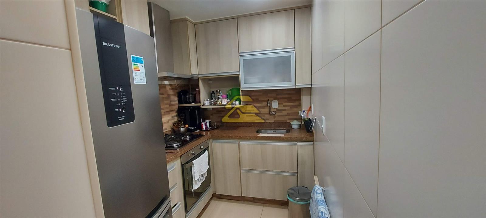 Apartamento à venda com 2 quartos, 57m² - Foto 11