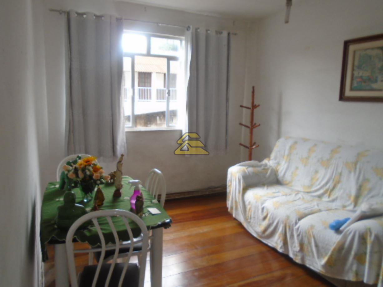 Apartamento à venda com 2 quartos, 71m² - Foto 2