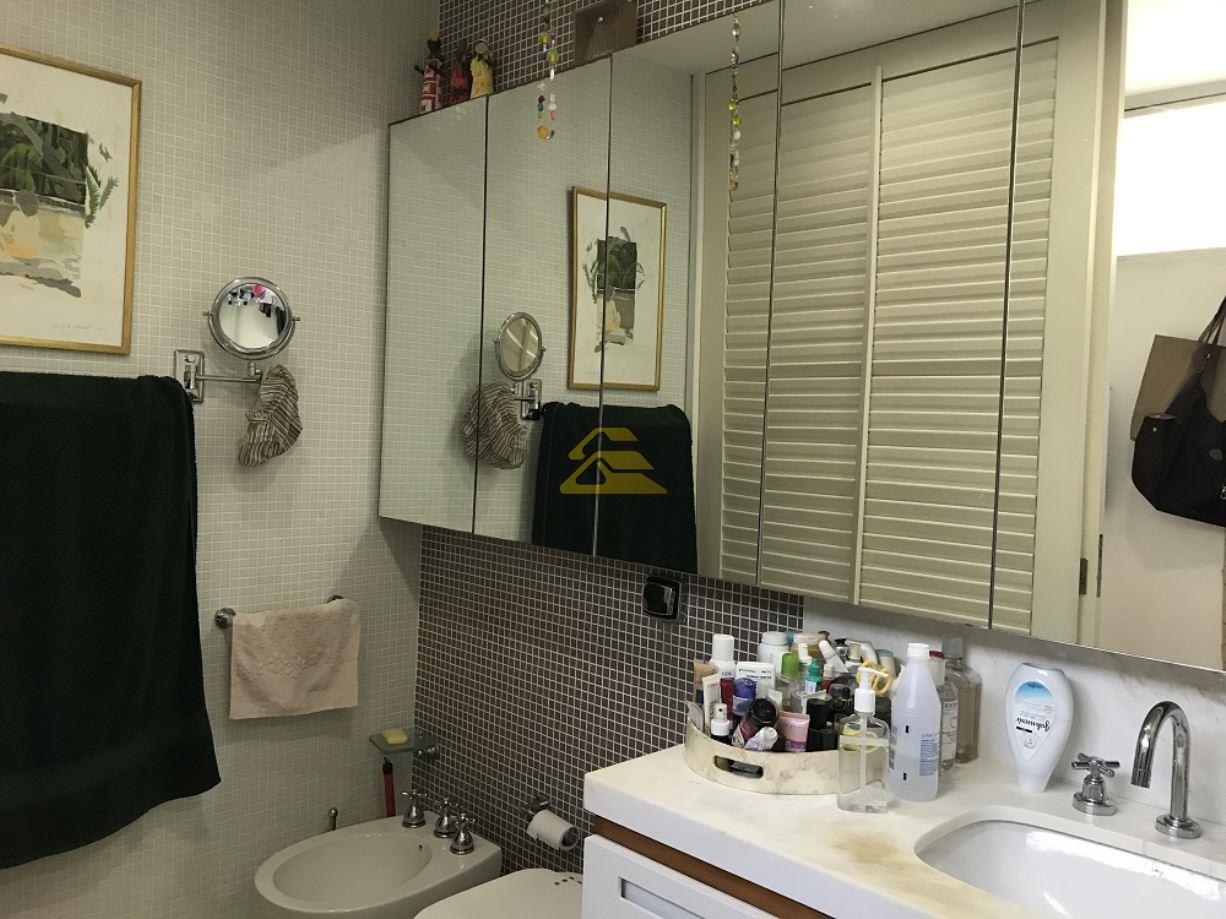 Apartamento à venda com 3 quartos, 148m² - Foto 14