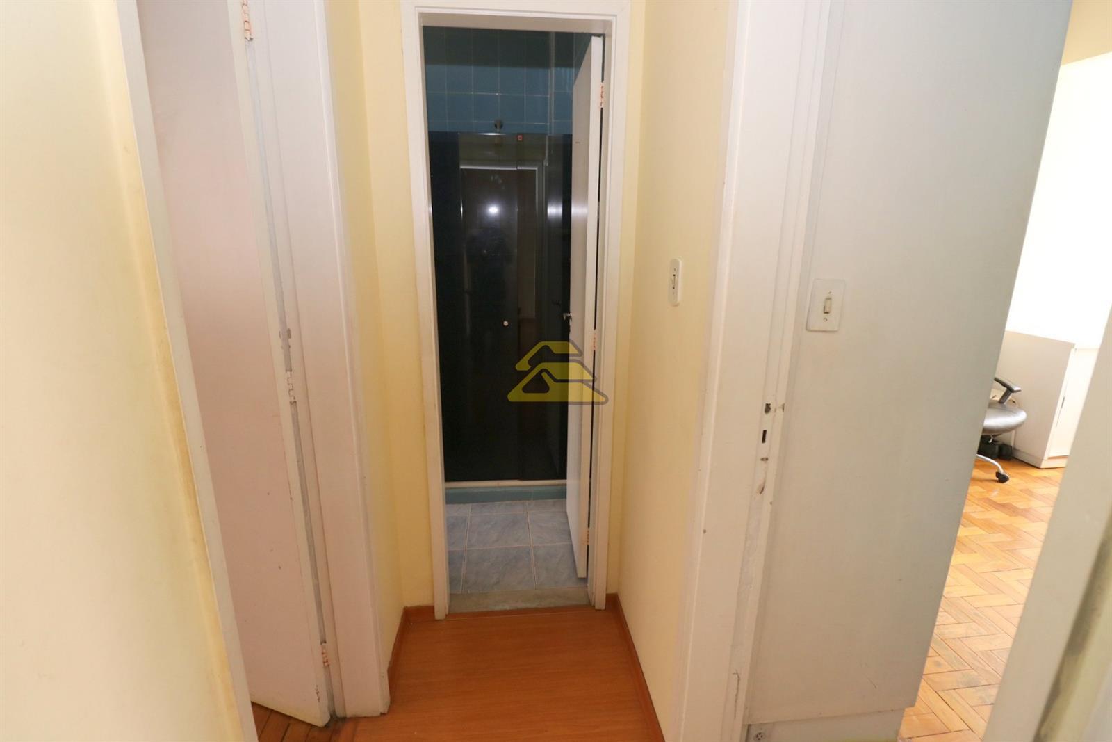 Apartamento à venda com 3 quartos, 100m² - Foto 17