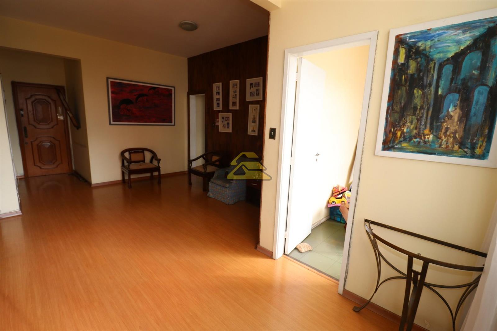 Apartamento à venda com 3 quartos, 100m² - Foto 8