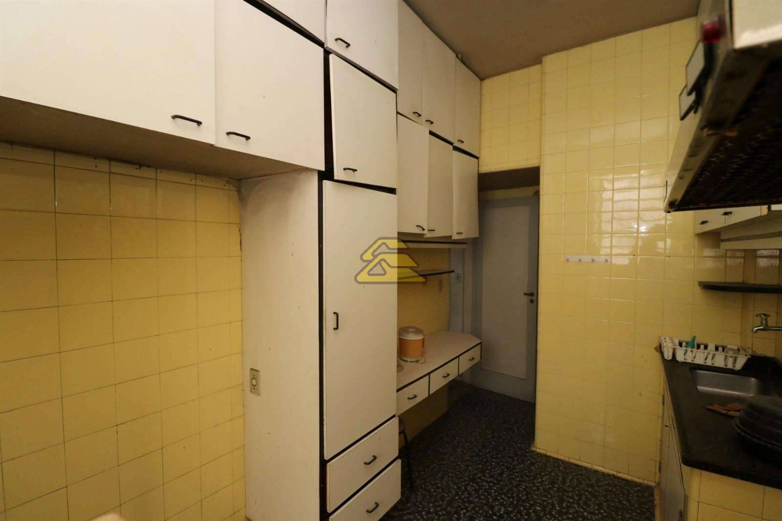 Apartamento à venda com 2 quartos, 76m² - Foto 27