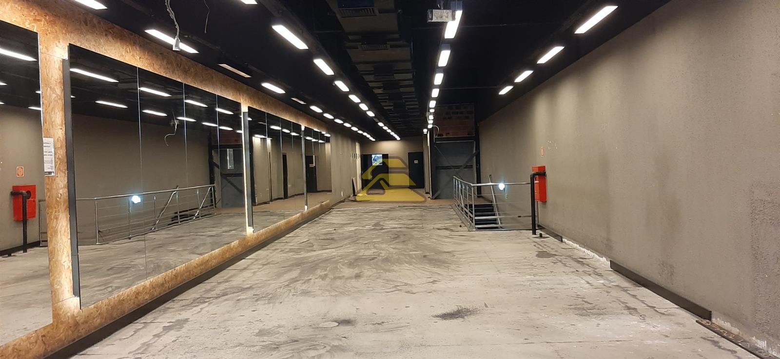 Loja-Salão para alugar, 1300m² - Foto 24