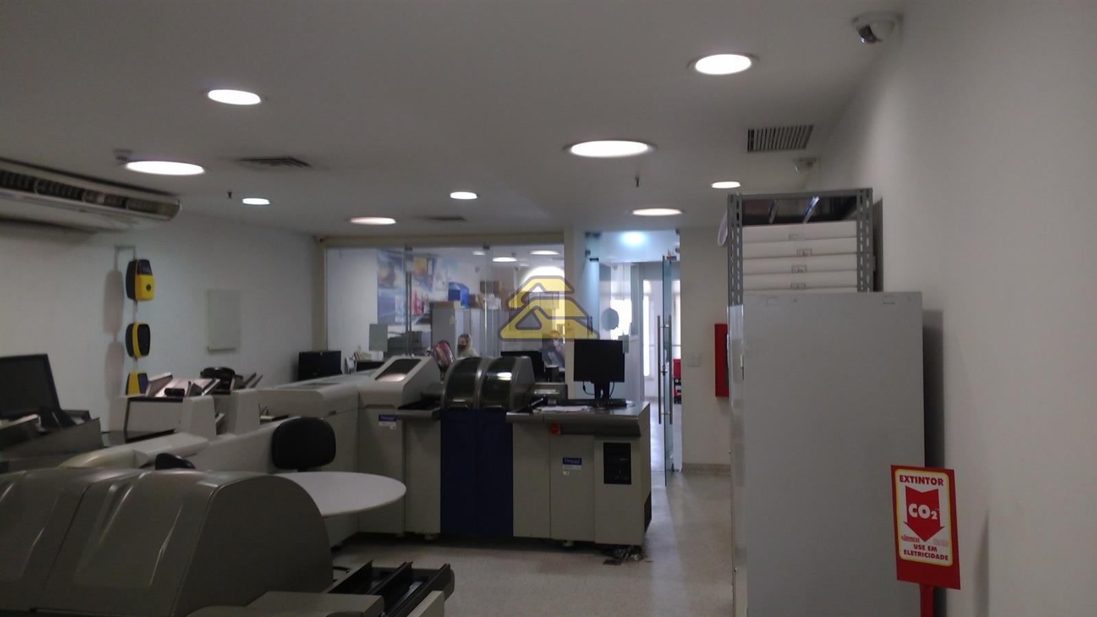 Prédio Inteiro para alugar, 600m² - Foto 3