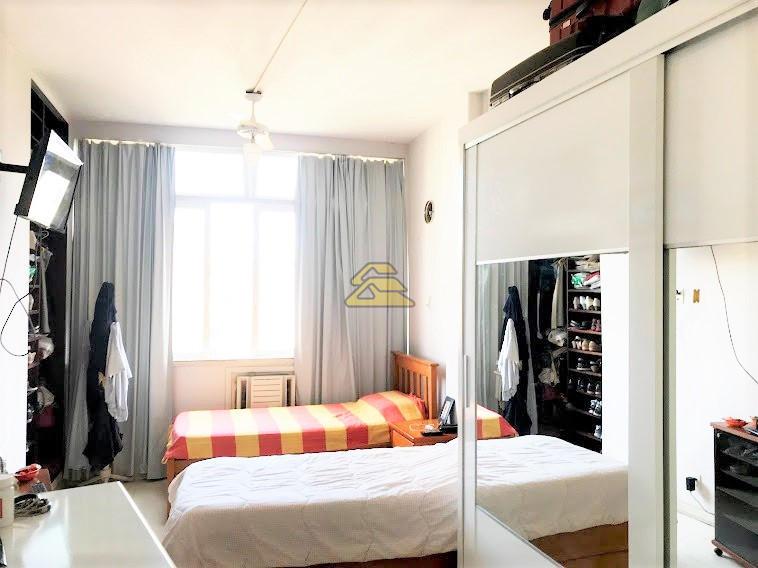 Apartamento à venda com 3 quartos, 174m² - Foto 10