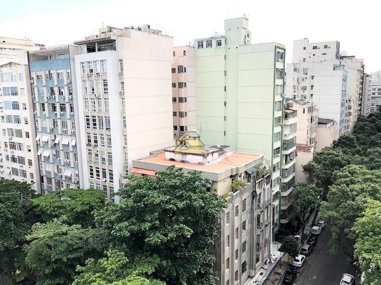 Apartamento à venda com 3 quartos, 174m² - Foto 8