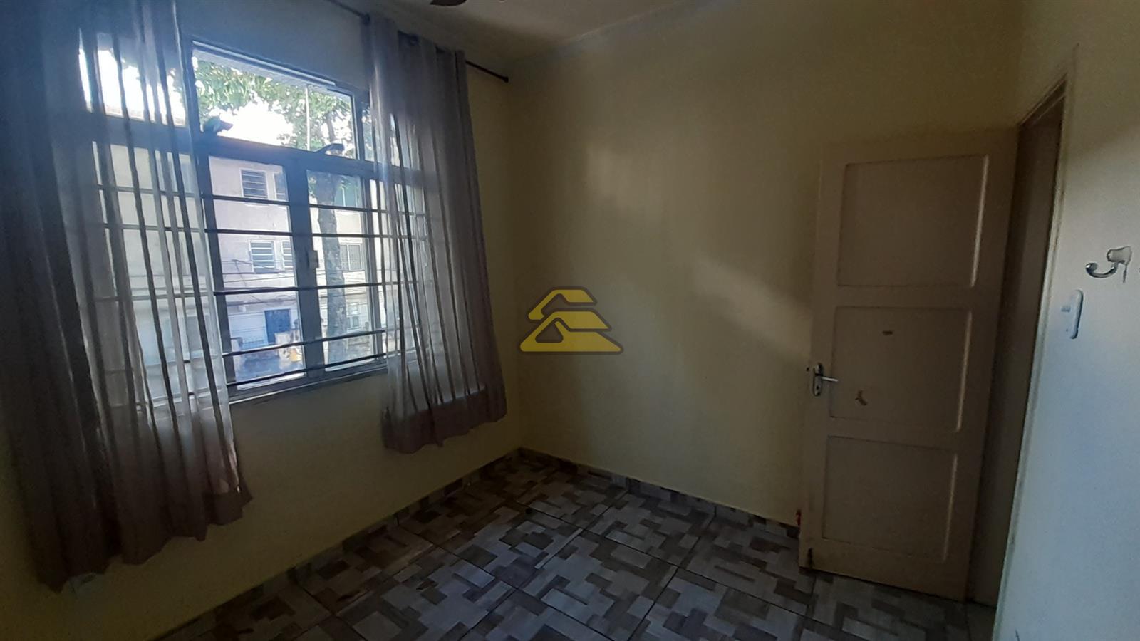 Apartamento à venda com 2 quartos, 72m² - Foto 4