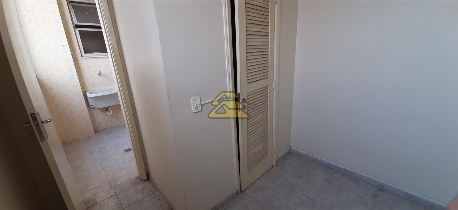 Apartamento à venda com 4 quartos, 96m² - Foto 17