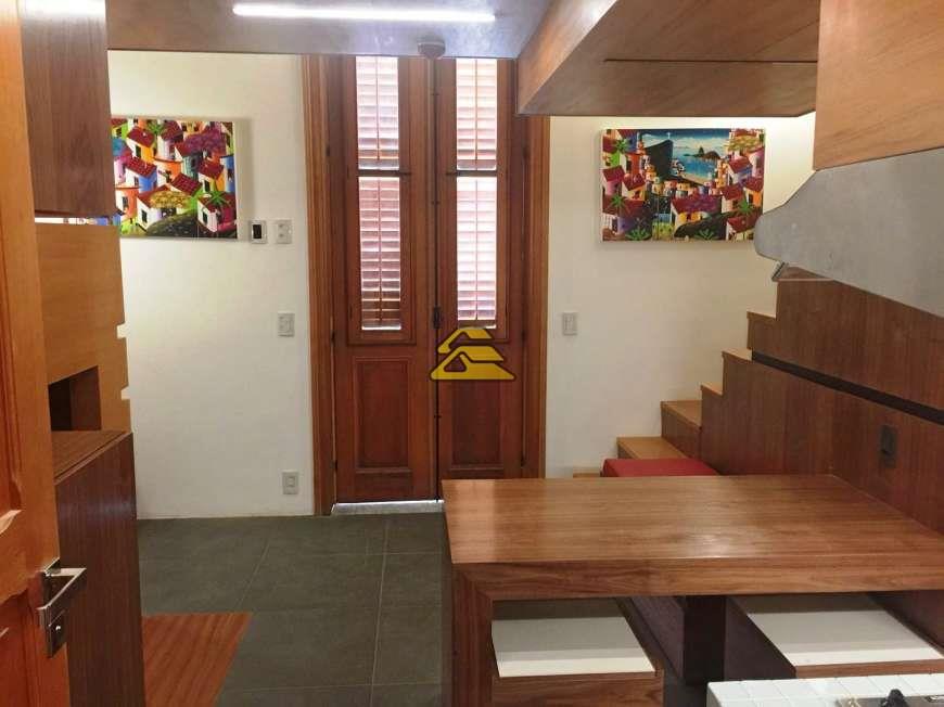 Casa à venda com 16 quartos, 882m² - Foto 17