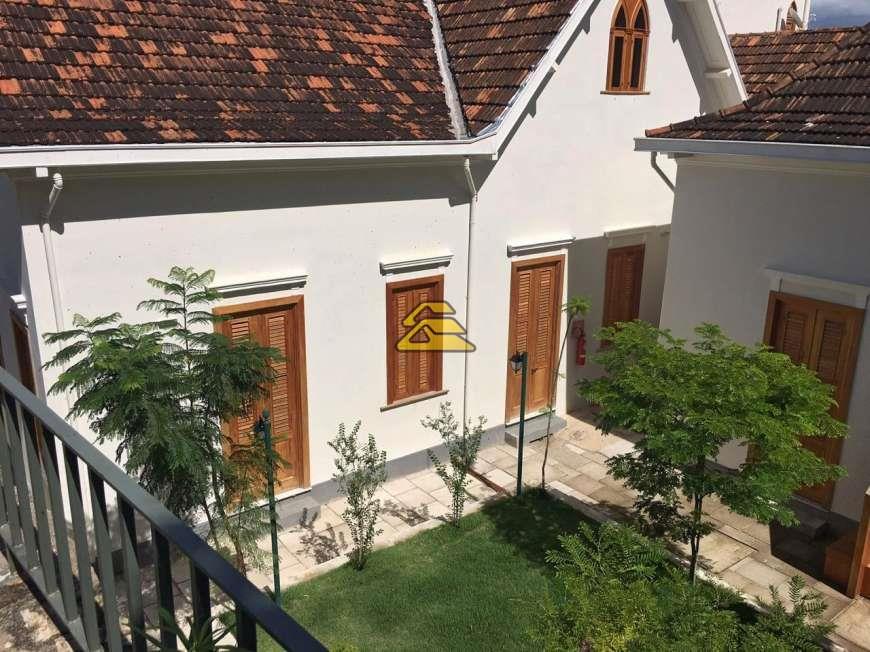 Casa à venda com 16 quartos, 882m² - Foto 7