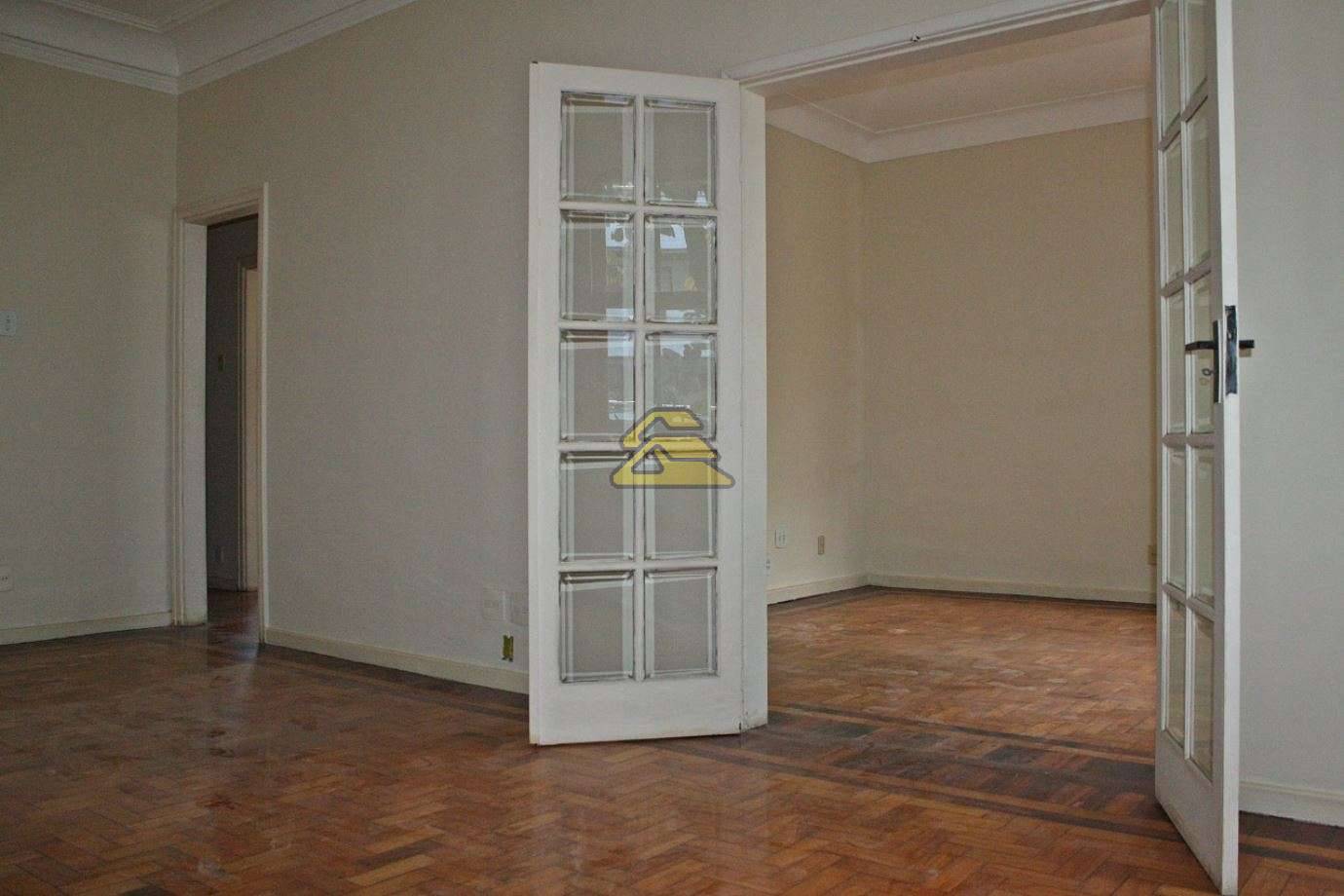 Apartamento à venda com 3 quartos, 114m² - Foto 4