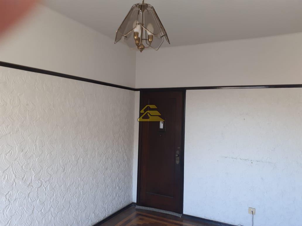 Apartamento à venda com 3 quartos, 97m² - Foto 4