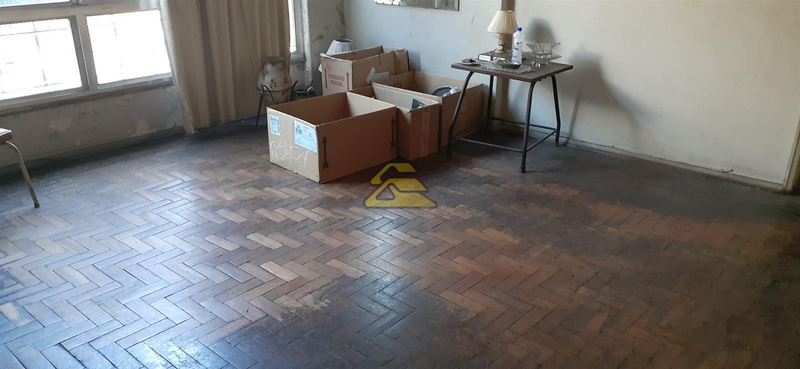 Apartamento à venda com 3 quartos, 89m² - Foto 2