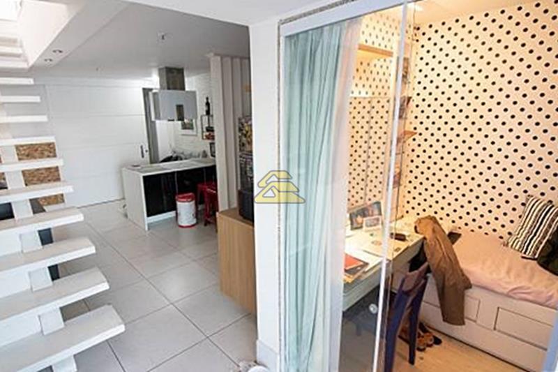 Cobertura à venda com 2 quartos, 115m² - Foto 8