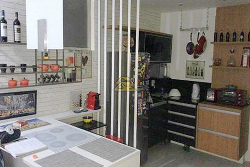 Cobertura à venda com 2 quartos, 115m² - Foto 11