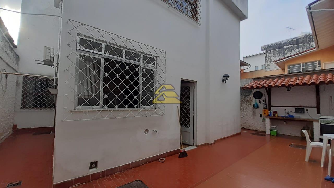 Casa à venda com 6 quartos, 360m² - Foto 36