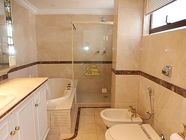 Apartamento à venda com 4 quartos, 265m² - Foto 5