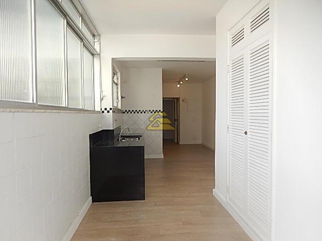 Apartamento à venda com 4 quartos, 265m² - Foto 21