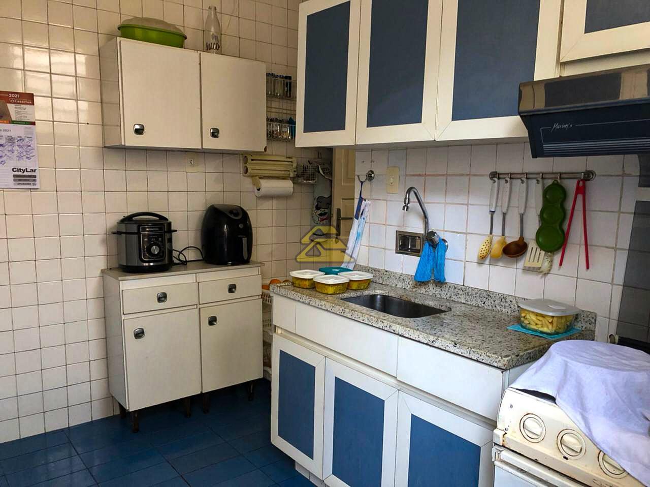 Casa à venda com 4 quartos, 296m² - Foto 23