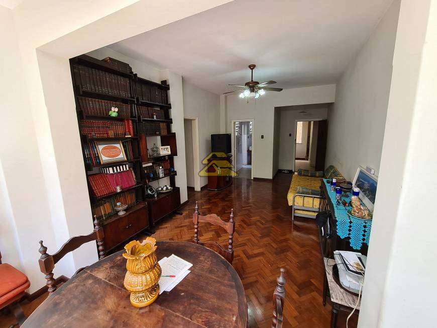 Apartamento à venda com 3 quartos, 115m² - Foto 3