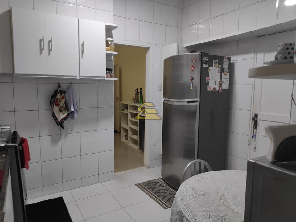 Apartamento à venda com 3 quartos, 159m² - Foto 23