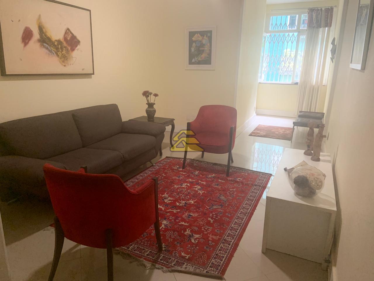 Apartamento à venda com 3 quartos, 159m² - Foto 1