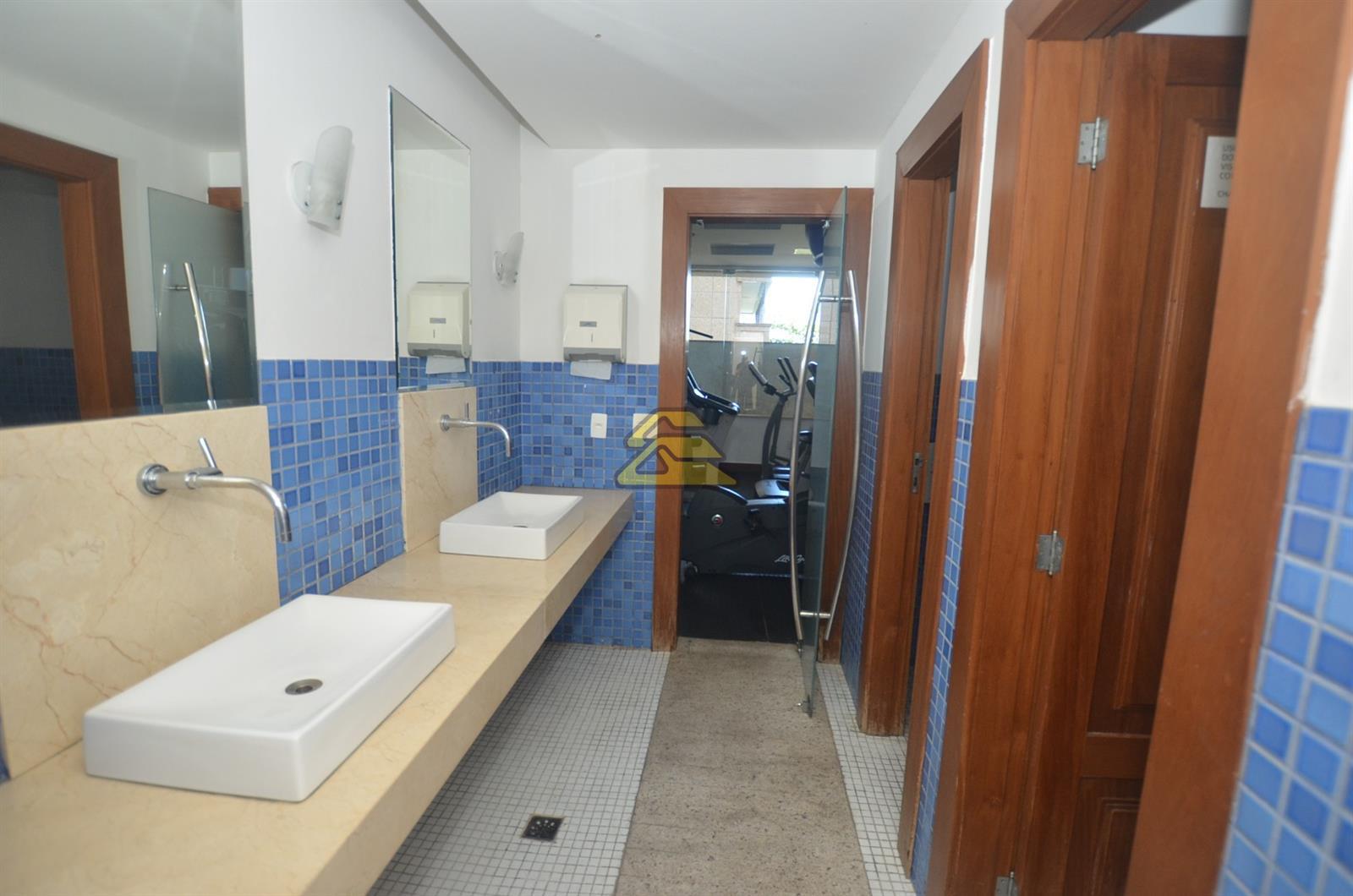 Apartamento à venda com 4 quartos, 180m² - Foto 16