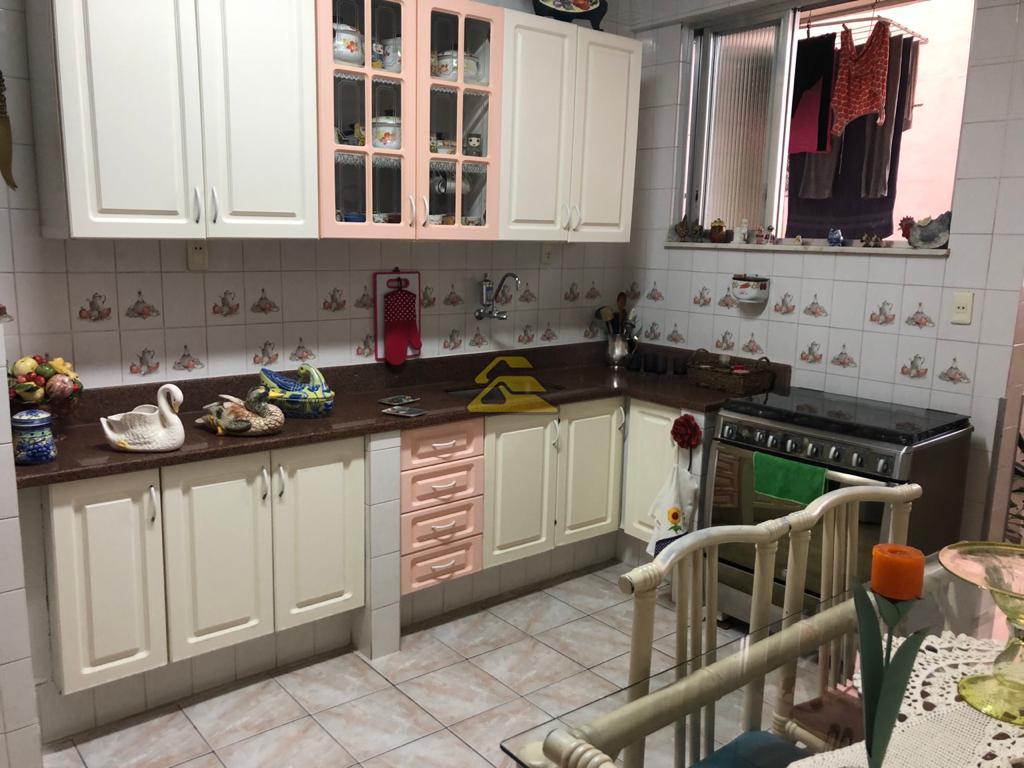 Apartamento à venda com 3 quartos, 190m² - Foto 24