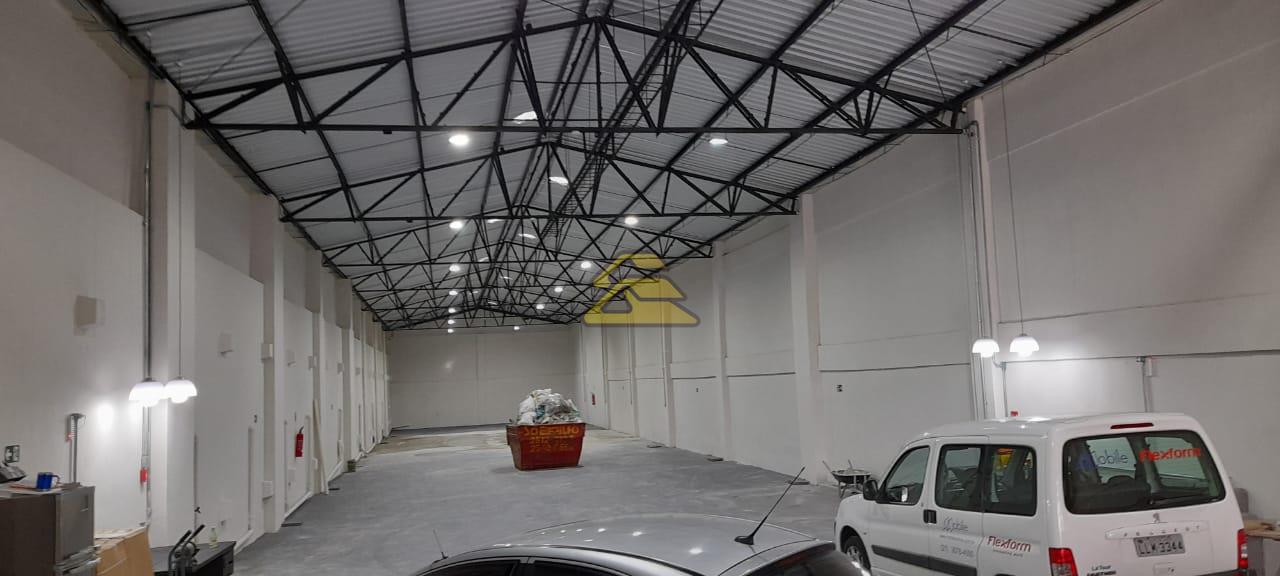 Depósito-Galpão-Armazém à venda, 912m² - Foto 1