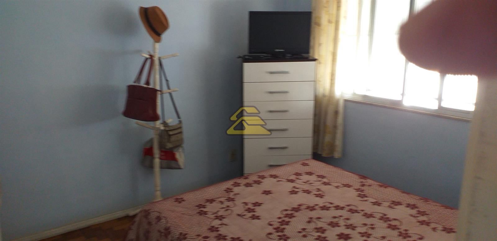 Apartamento à venda com 2 quartos, 70m² - Foto 6