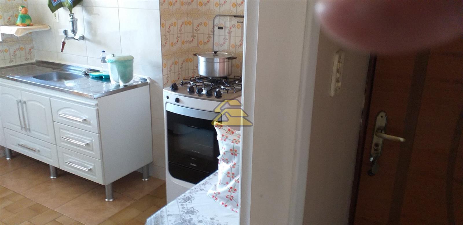 Apartamento à venda com 2 quartos, 70m² - Foto 12