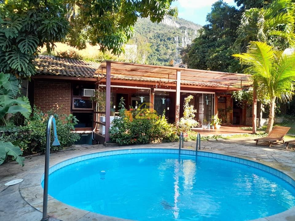 Casa à venda com 7 quartos, 500m² - Foto 4