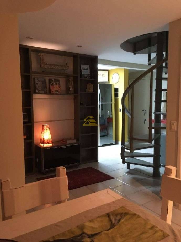 Cobertura à venda com 2 quartos, 110m² - Foto 5