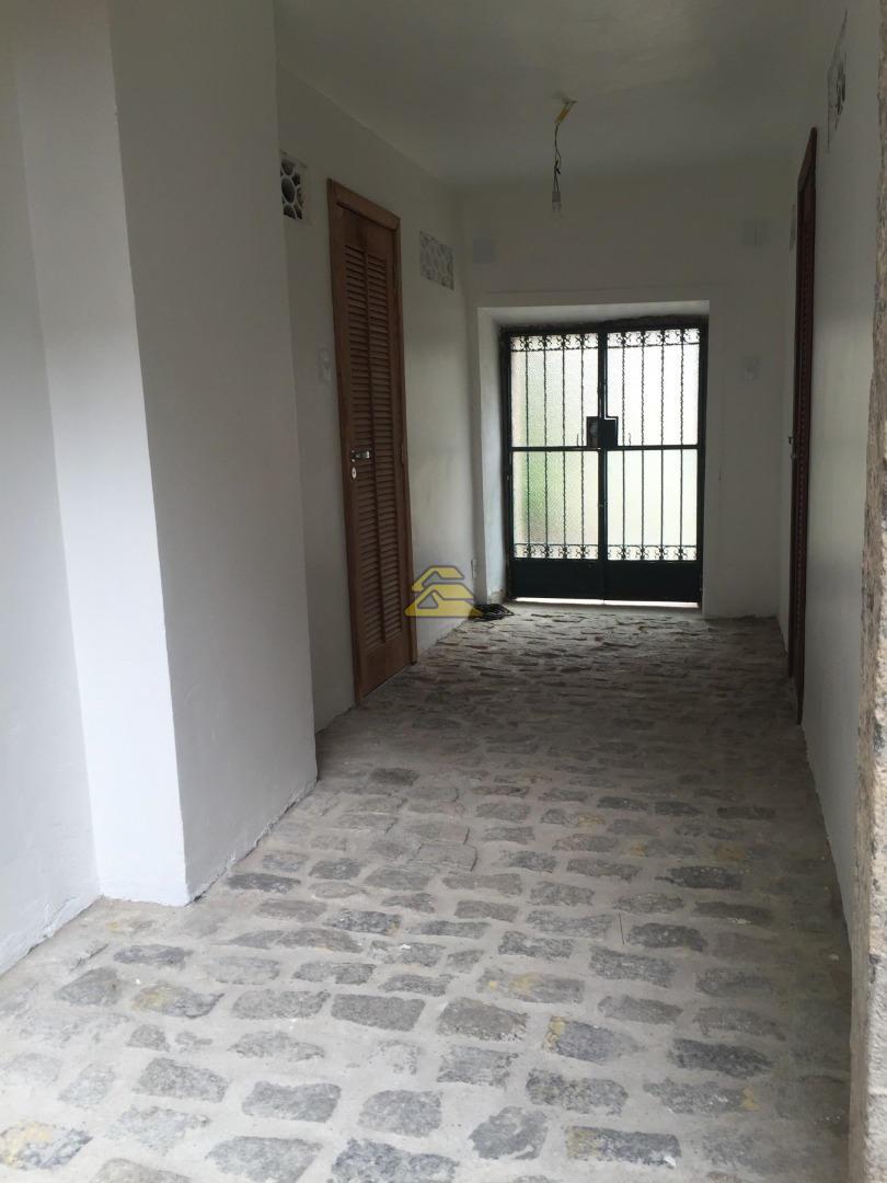 Casa à venda com 6 quartos, 800m² - Foto 16