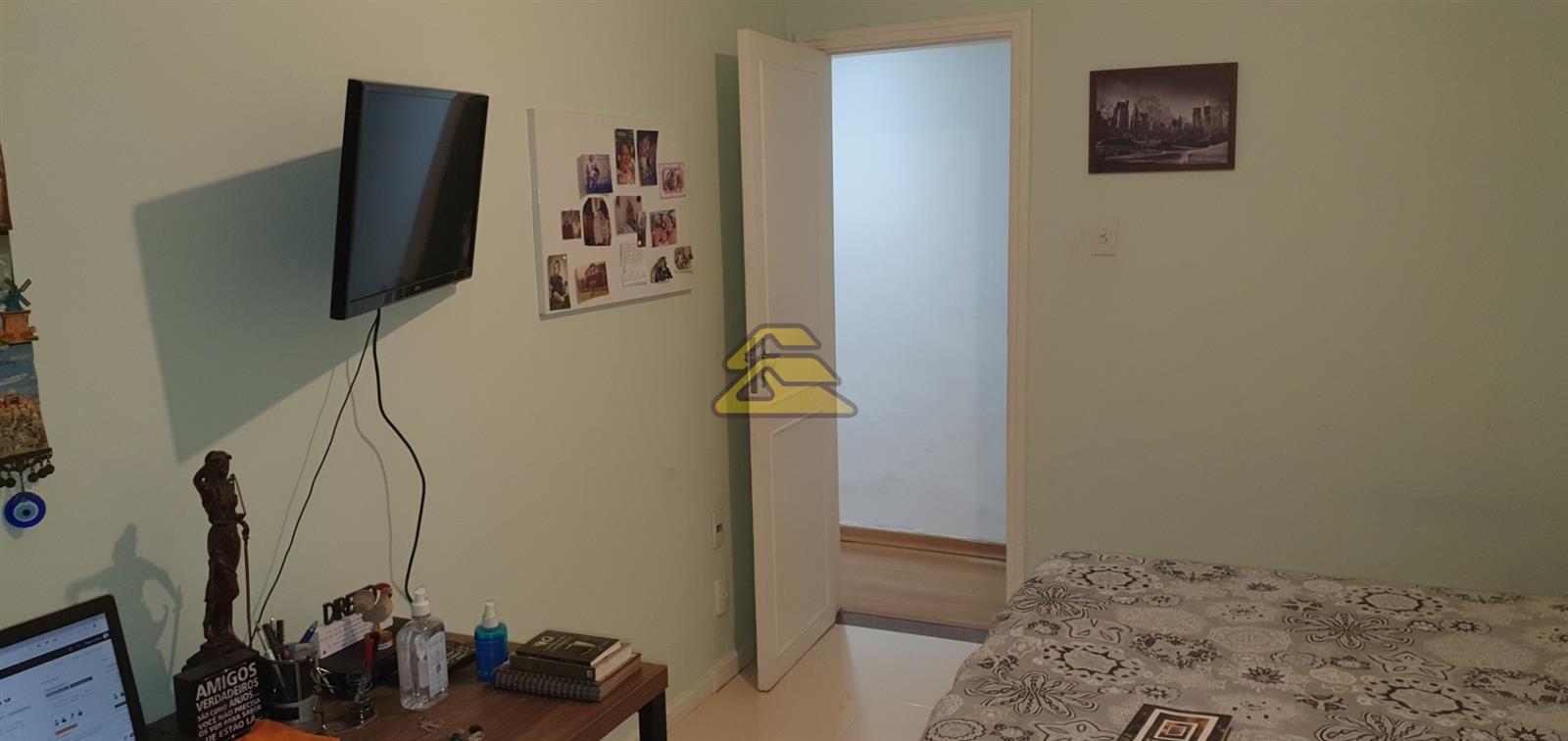 Apartamento à venda com 3 quartos, 94m² - Foto 10