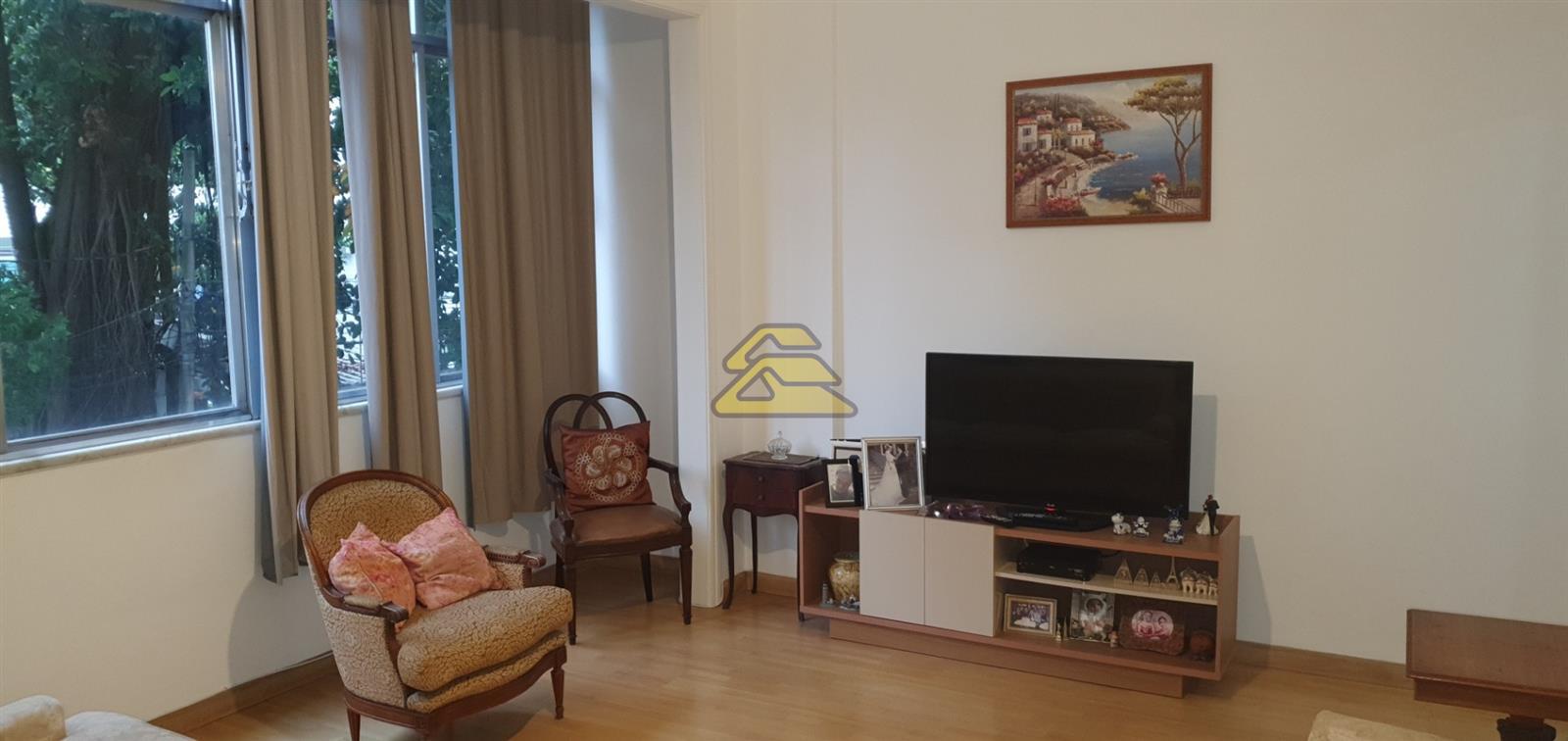 Apartamento à venda com 3 quartos, 94m² - Foto 1