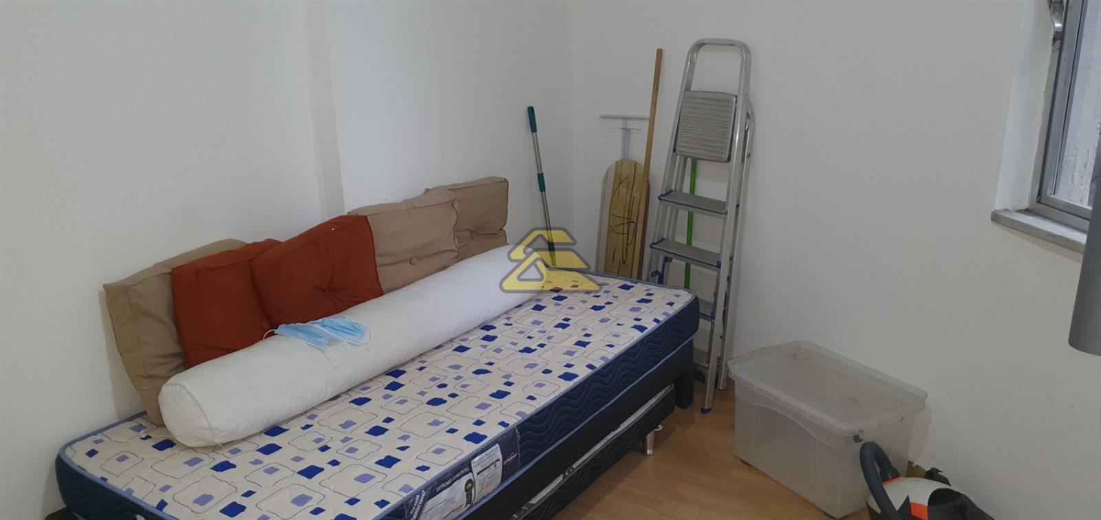 Apartamento à venda com 3 quartos, 94m² - Foto 13