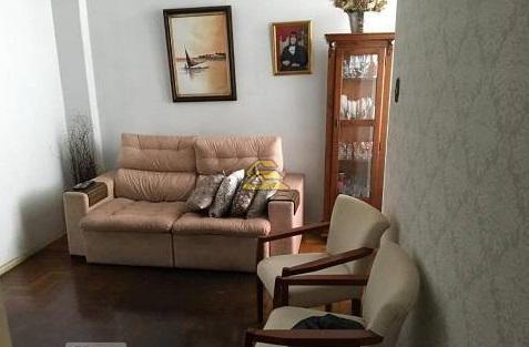 Apartamento à venda com 2 quartos, 62m² - Foto 1